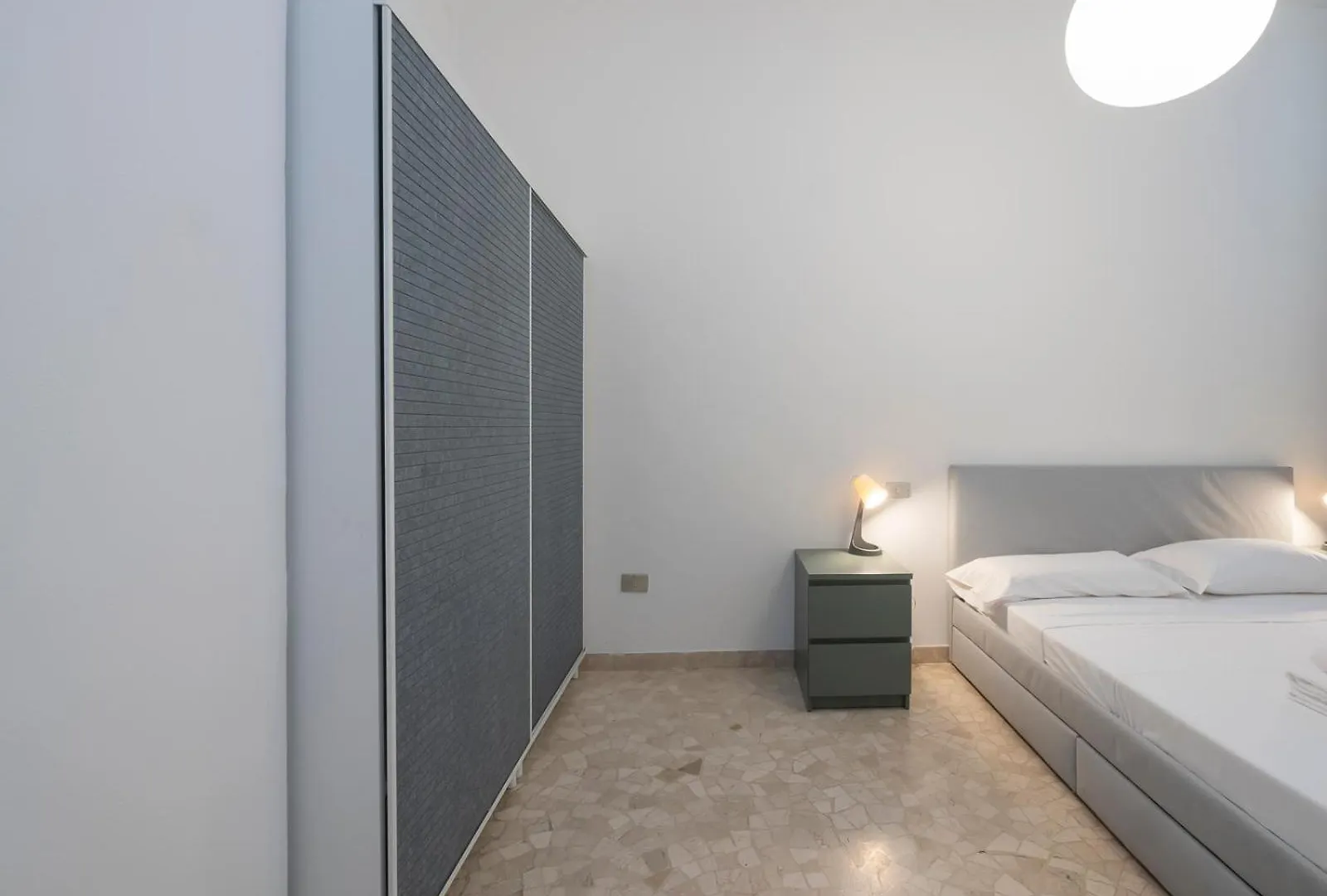 I Host Apartment - Lamarmora 3A Milan