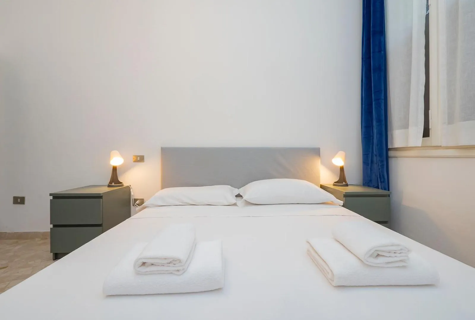 I Host Apartment - Lamarmora 3A Milan