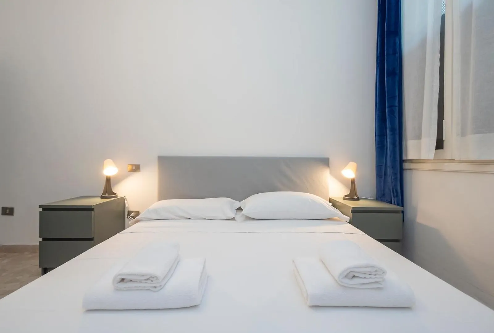 I Host Apartment - Lamarmora 3A Milan